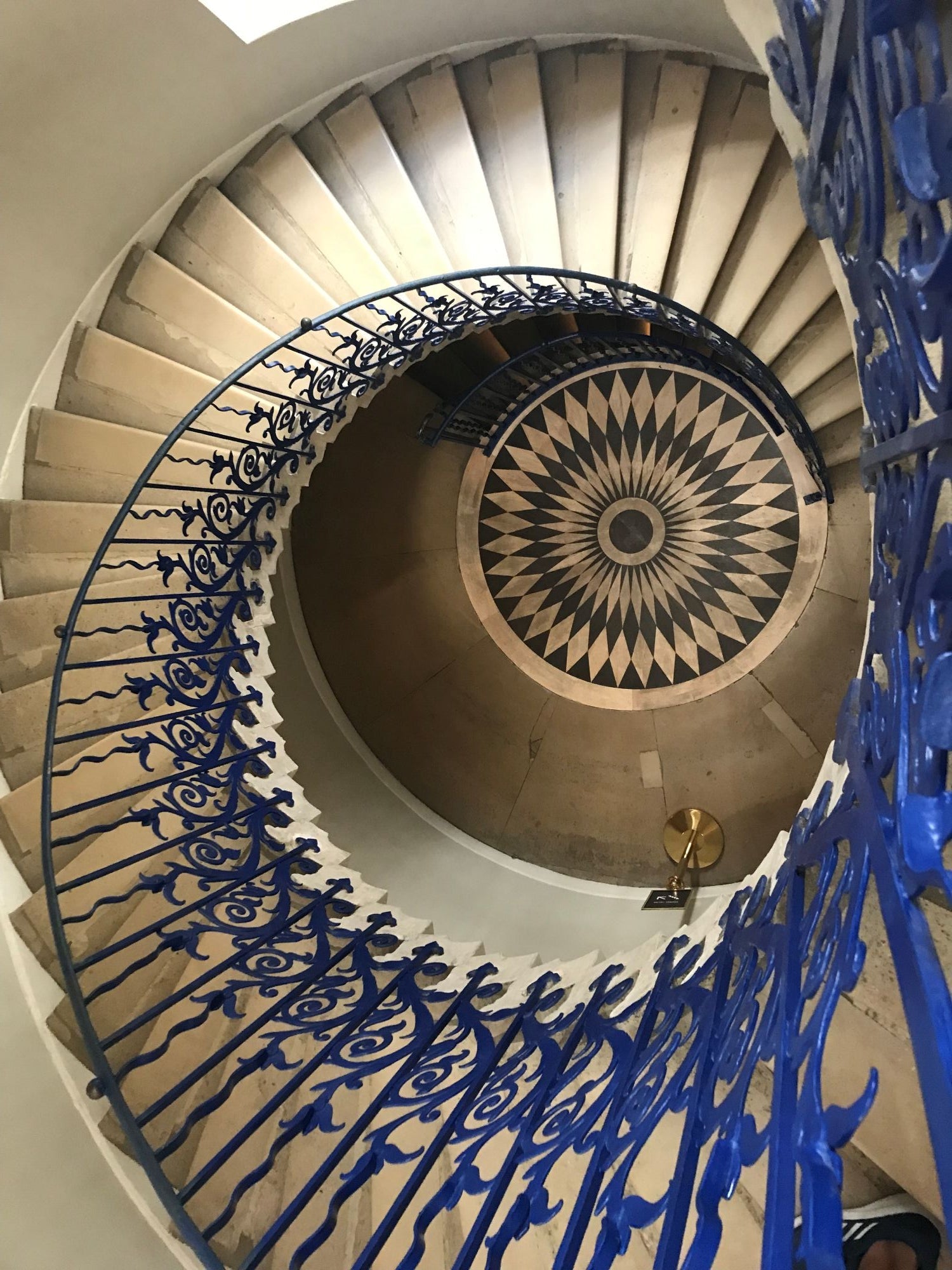 ARCHITECTURE - BUILDINGS (1)